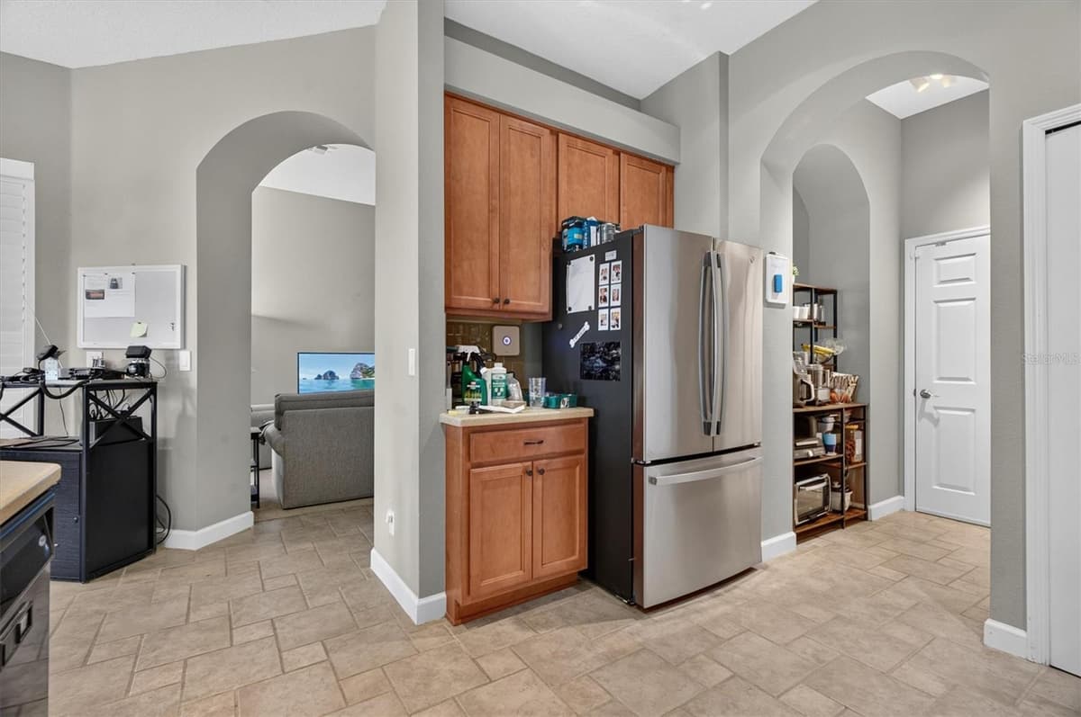 8920 BRIDGEPORT BAY CIRCLE — photo 17 of 40