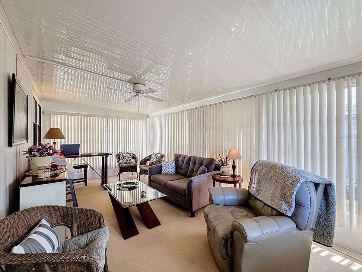 1561 APACHE CIRCLE — photo 29 of 67