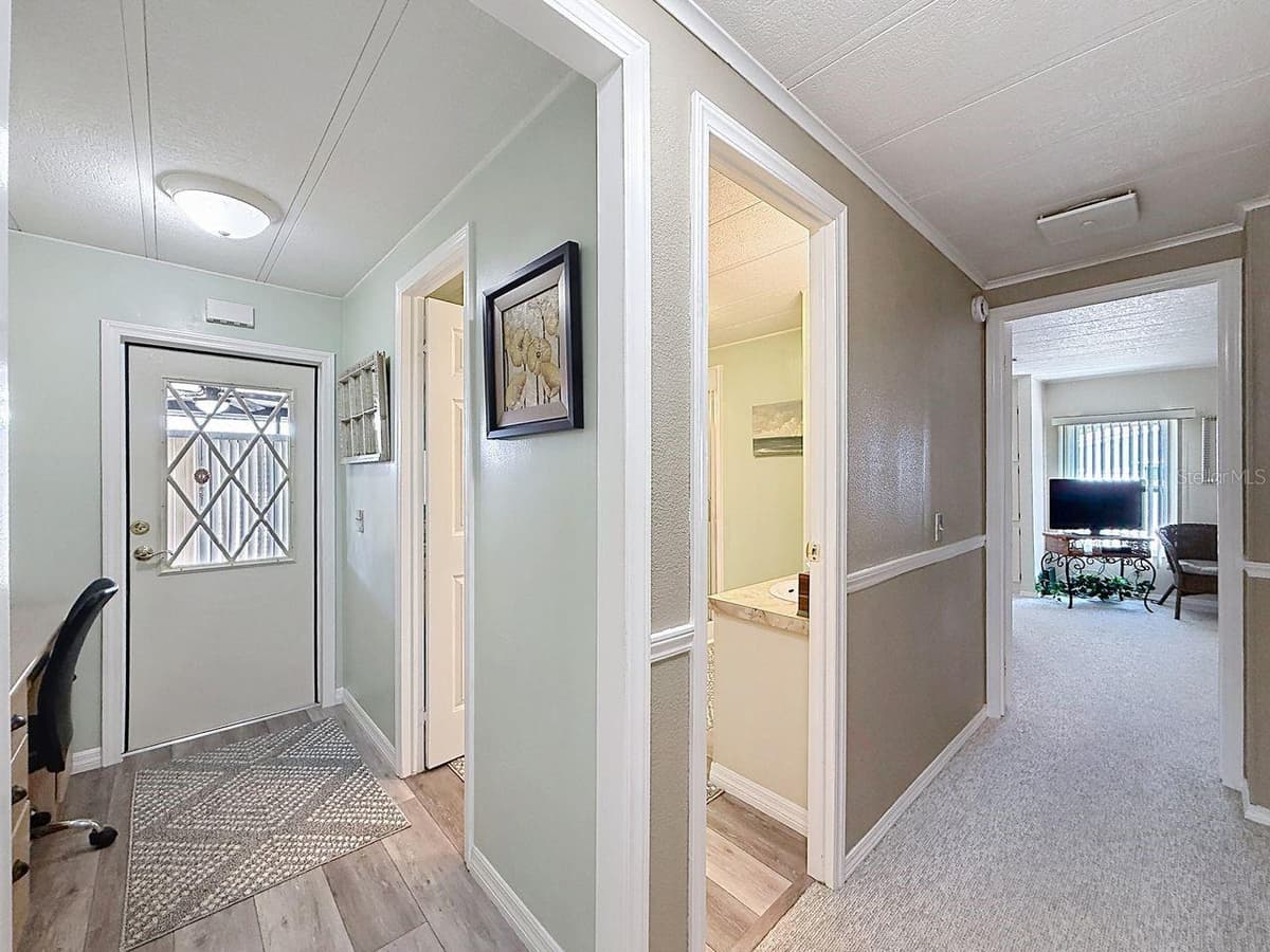 1561 APACHE CIRCLE — photo 18 of 67