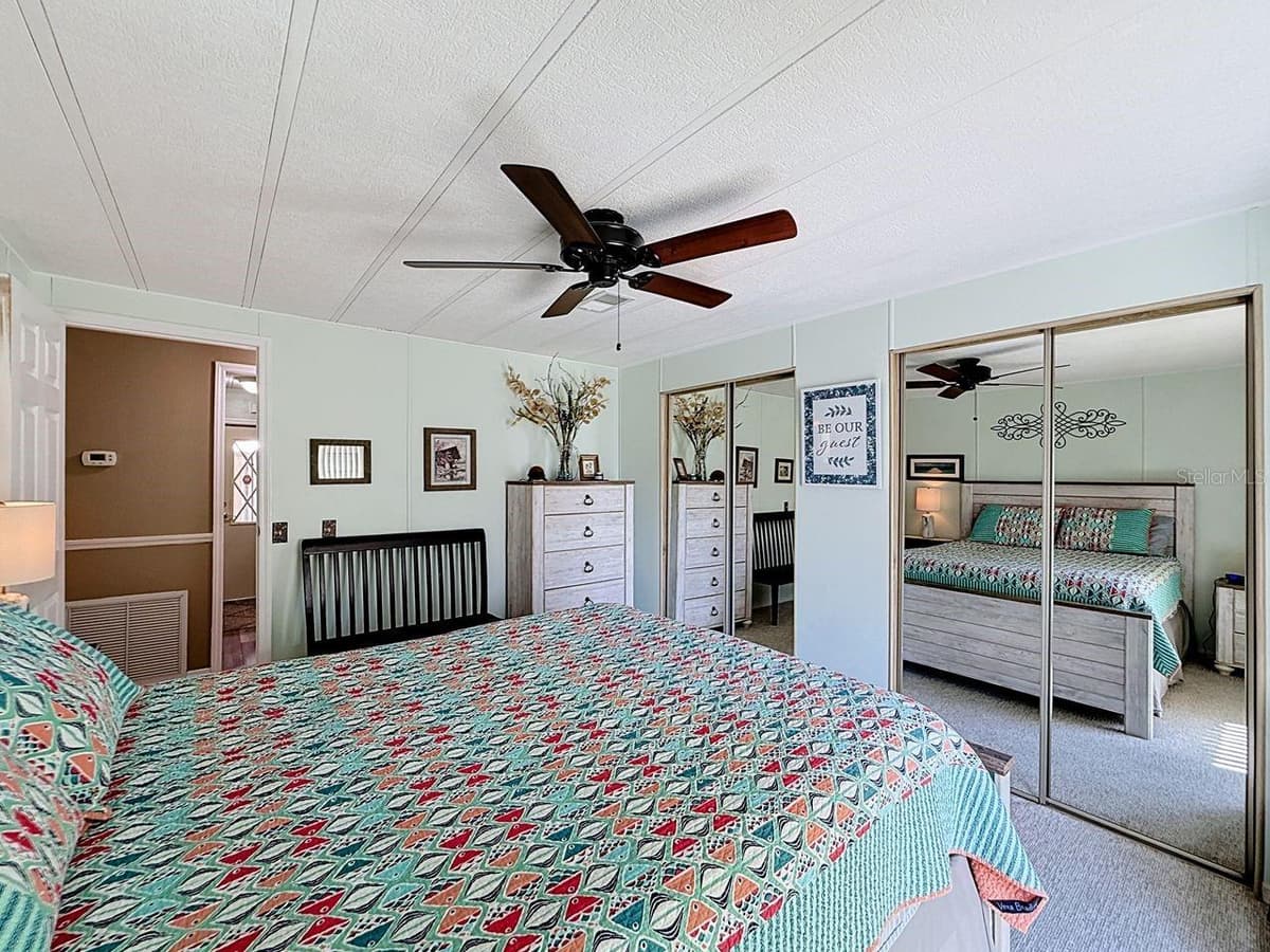 1561 APACHE CIRCLE — photo 16 of 67