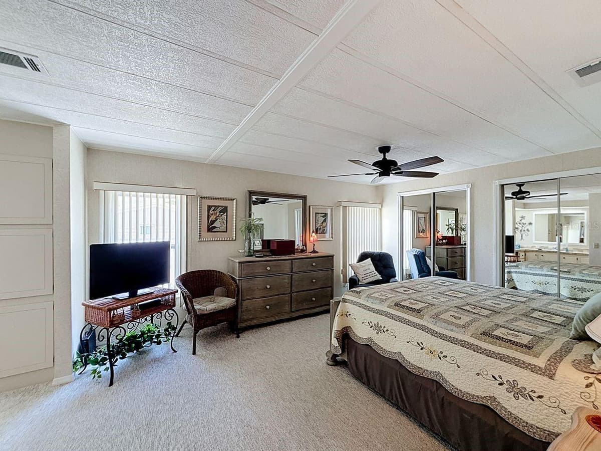 1561 APACHE CIRCLE — photo 20 of 67