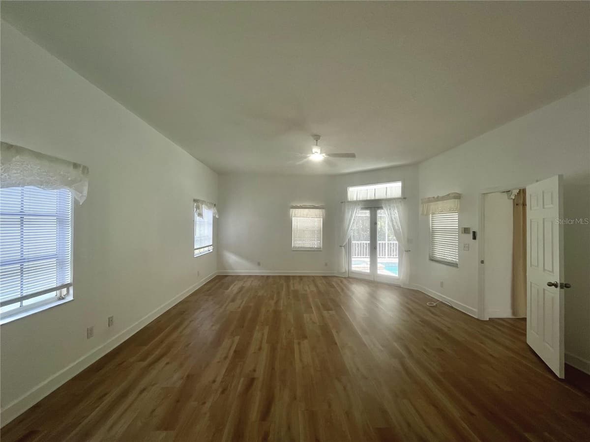 7116 PEBBLE BEACH LANE — photo 15 of 40