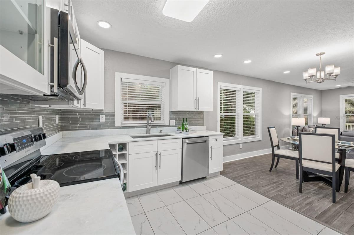 1615 E CONCORD STREET — photo 14 of 34