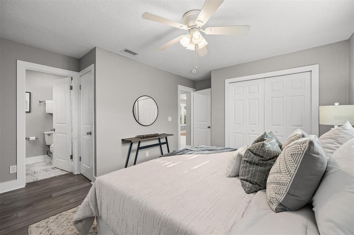 1615 E CONCORD STREET — photo 17 of 34