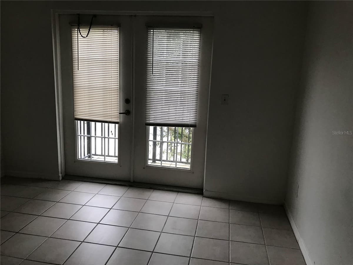 2490 LANCIEN COURT — photo 15 of 17