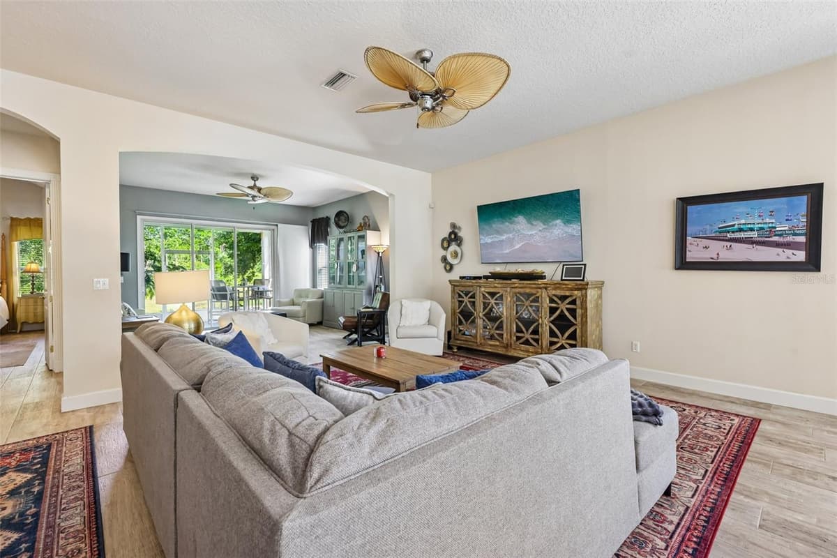 456 CHELSEA PLACE AVENUE — photo 11 of 35