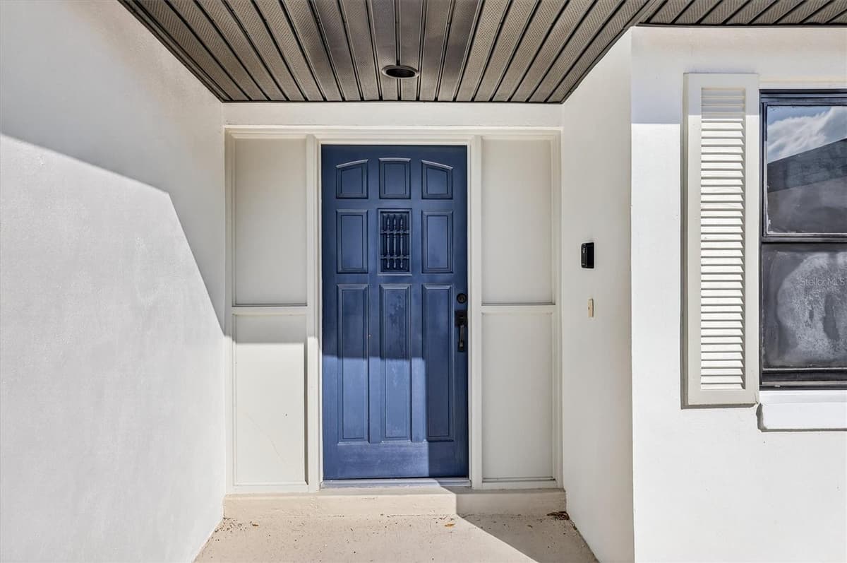 517 HICKORYWOOD AVENUE — photo 10 of 44