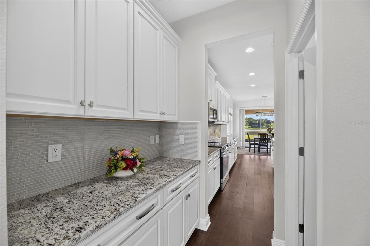 10845 SUNDRIFT DRIVE — photo 13 of 89