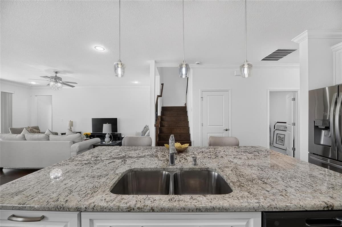 10845 SUNDRIFT DRIVE — photo 12 of 89