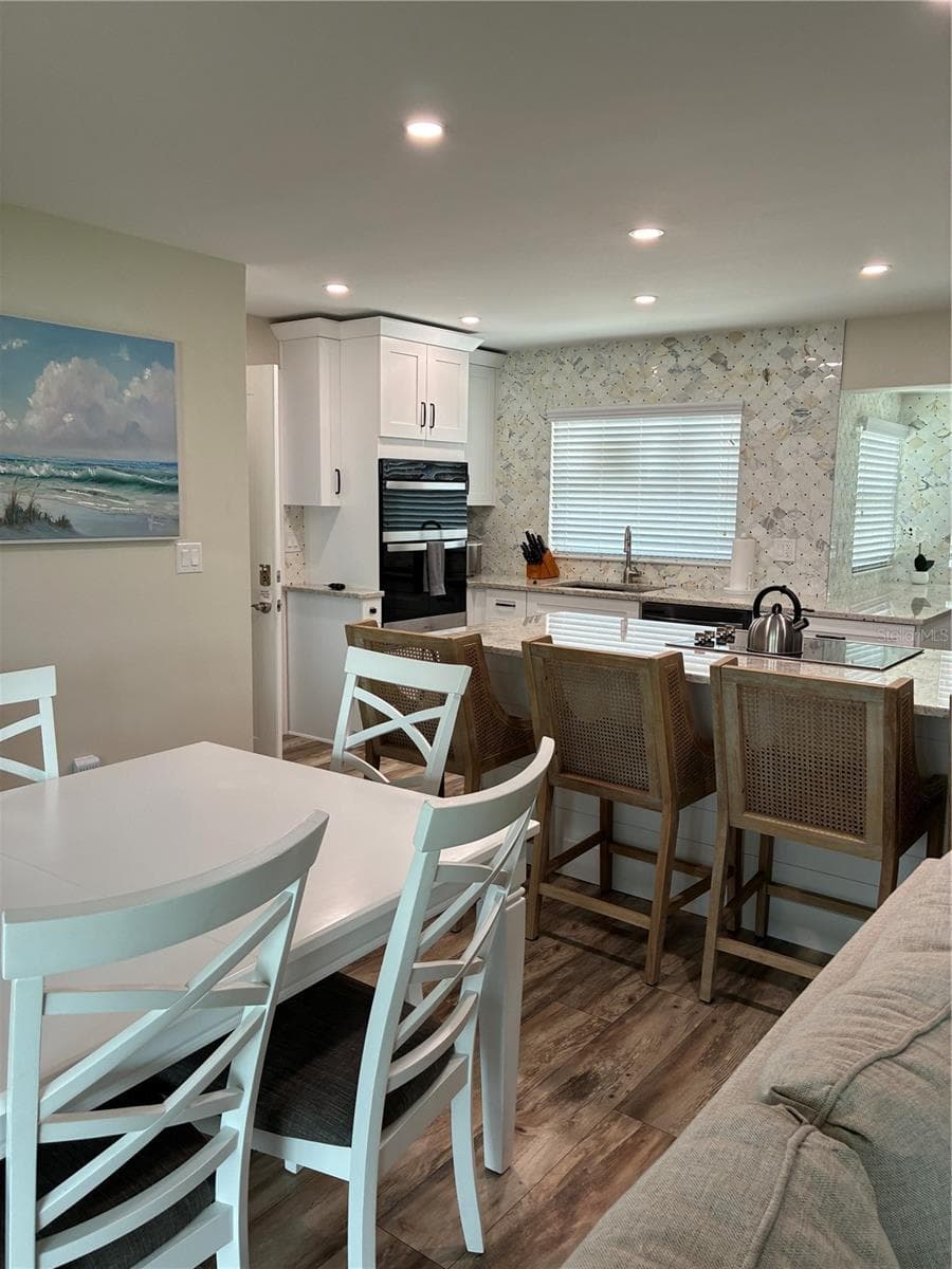 5240 SEMINOLE COURT — photo 12 of 40