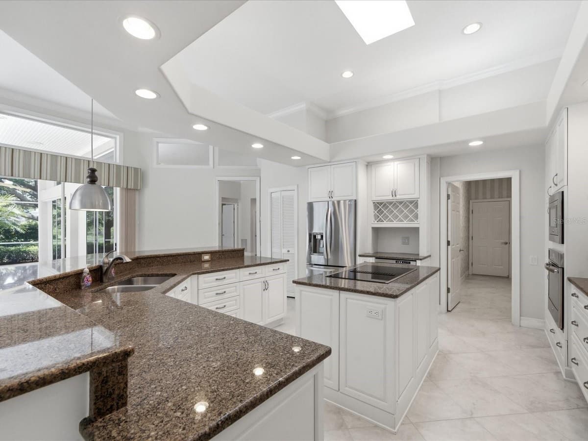9802 MAKO COURT — photo 18 of 79