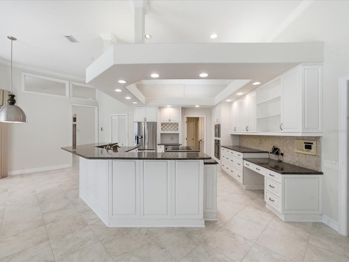 9802 MAKO COURT — photo 17 of 79