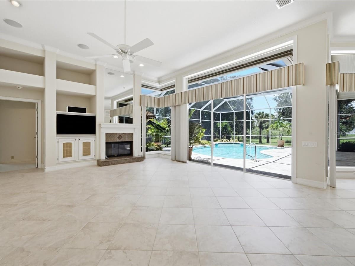 9802 MAKO COURT — photo 27 of 79