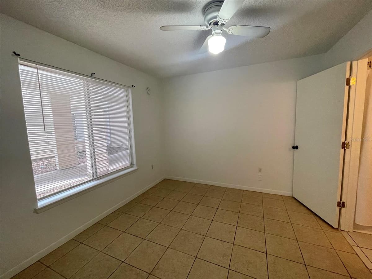 3921 34TH STREET — photo 15 of 33