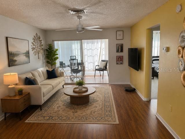 1301 HERCULES AVENUE — photo 3 of 28