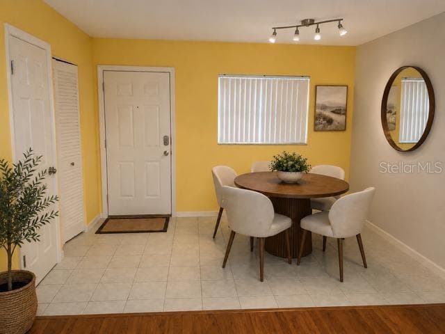 1301 HERCULES AVENUE — photo 4 of 28