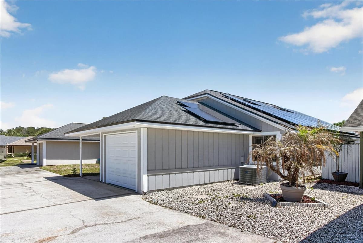 736 SUMMERLAND DRIVE — photo 46 of 56