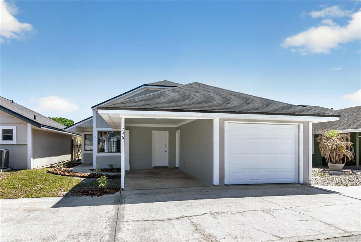 736 SUMMERLAND DRIVE — photo 8 of 56