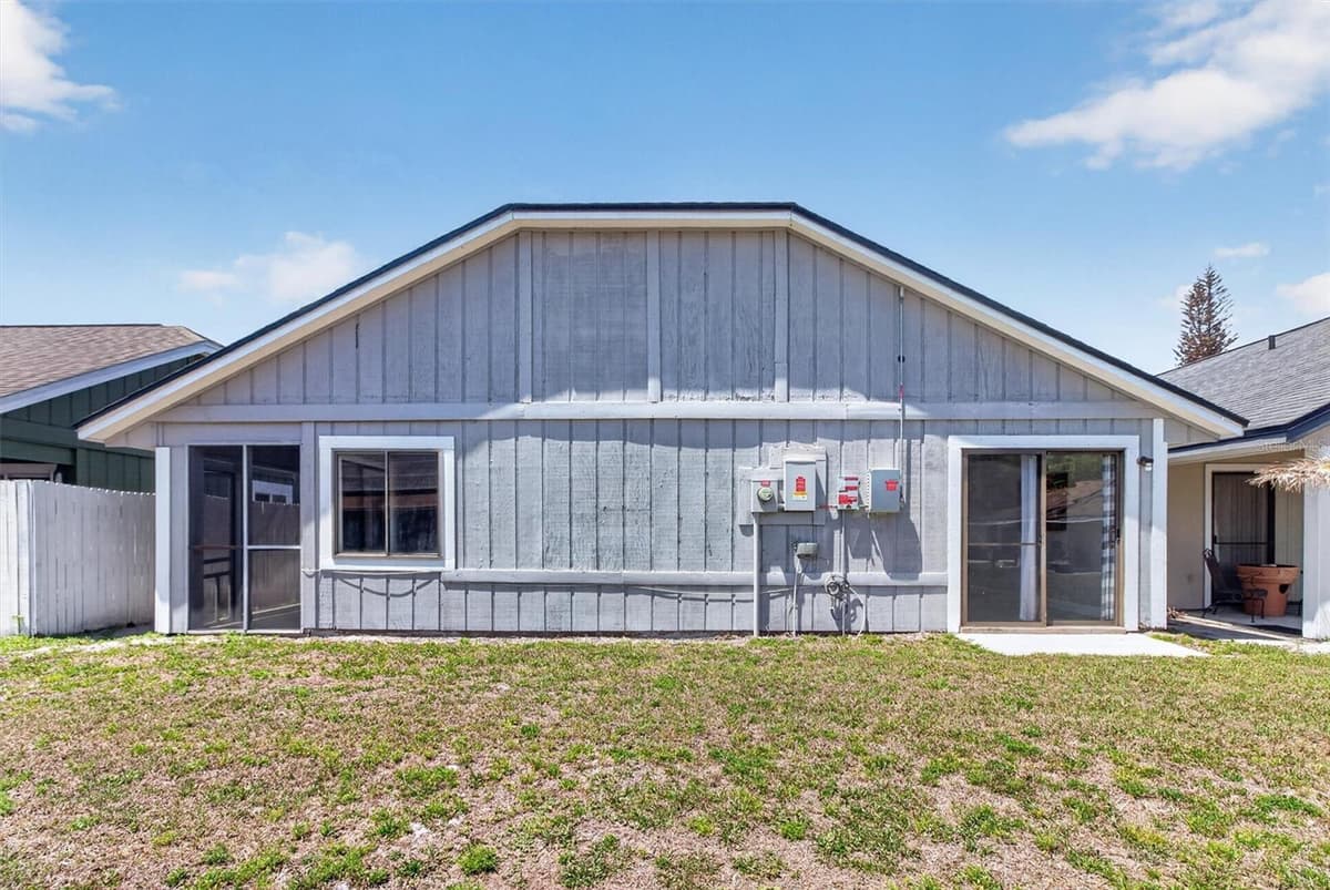 736 SUMMERLAND DRIVE — photo 40 of 56