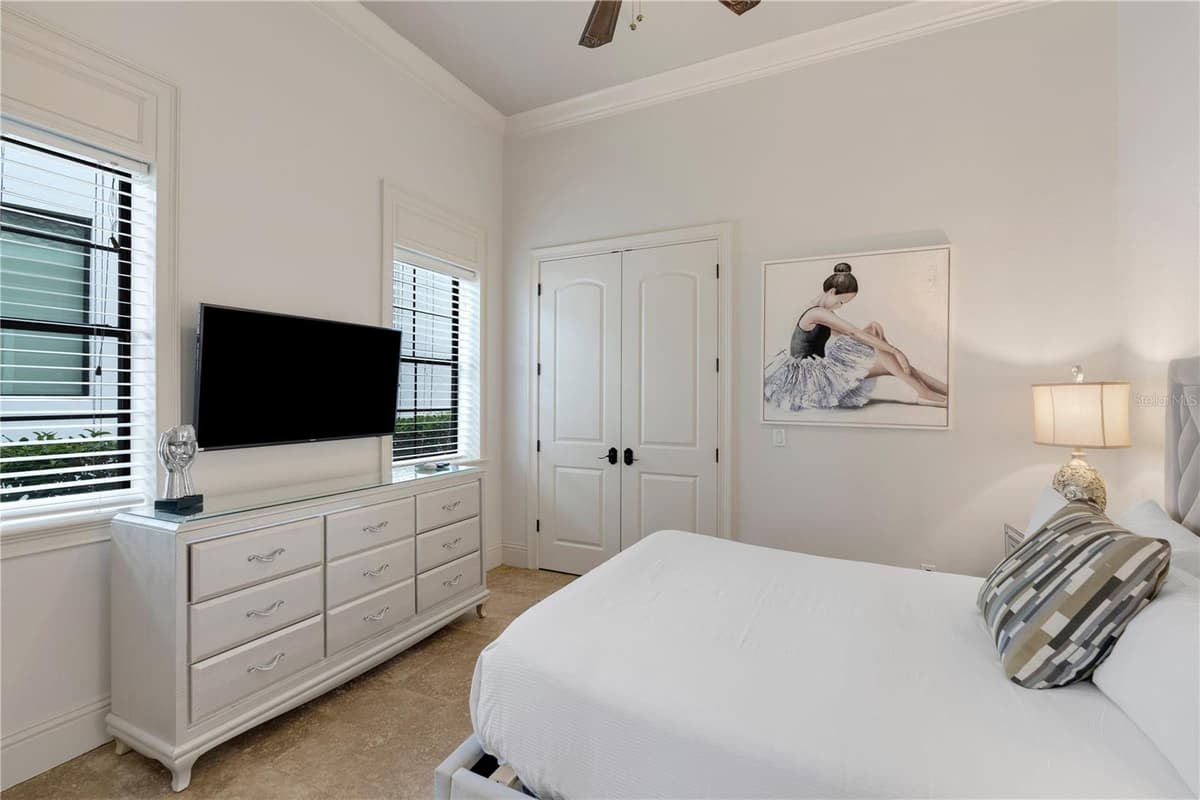 7829 PALMILLA COURT — photo 37 of 81