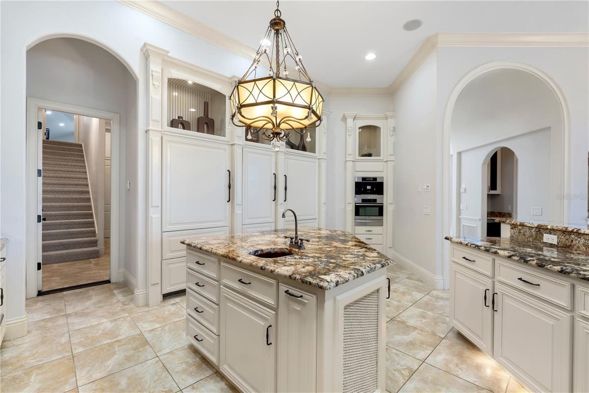 7829 PALMILLA COURT — photo 20 of 81