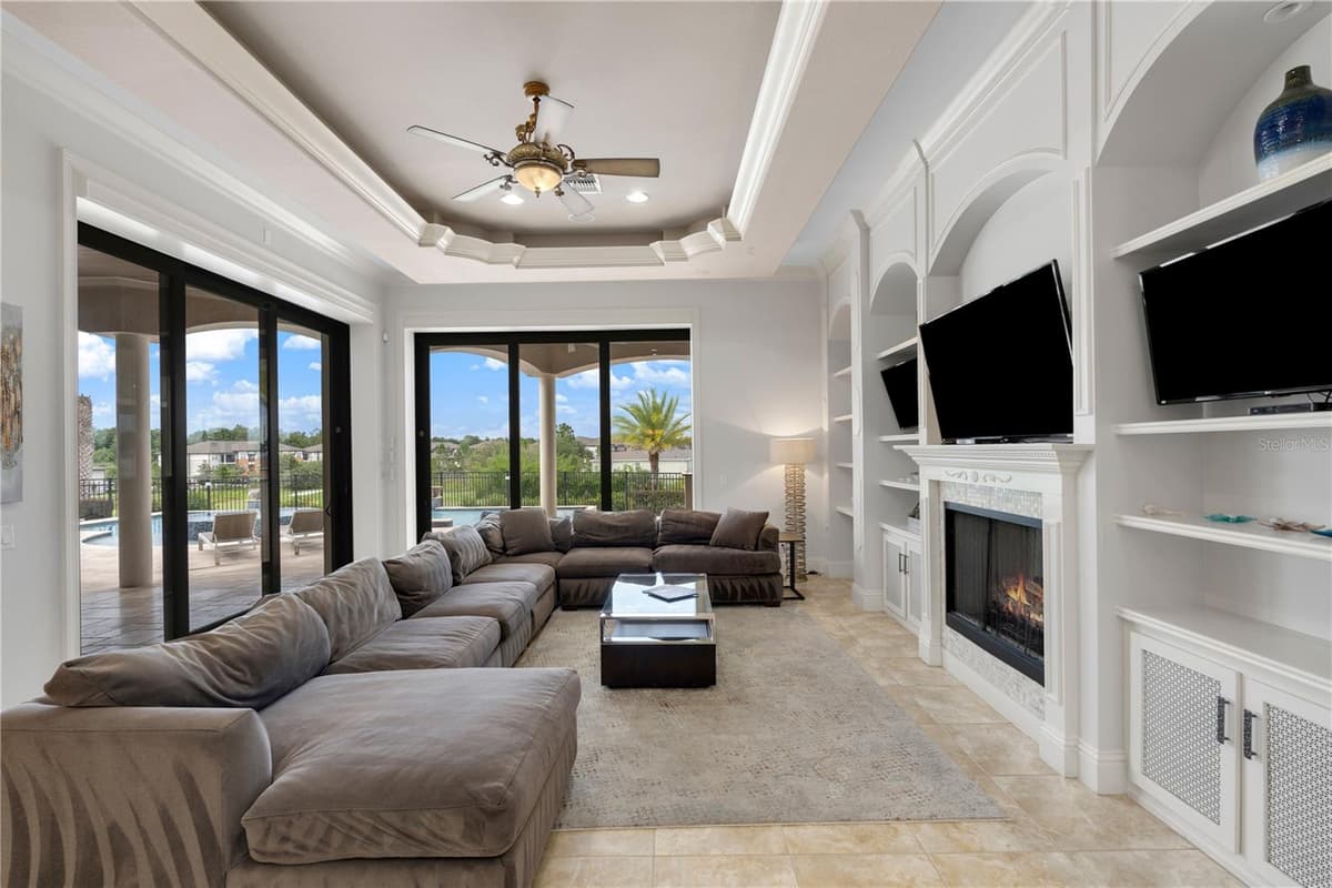 7829 PALMILLA COURT — photo 7 of 81