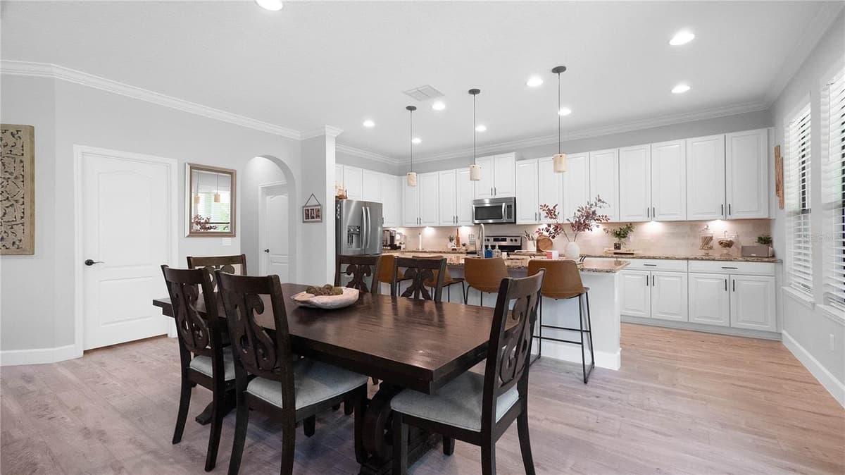 1051 WAX MYRTLE AVENUE — photo 14 of 58