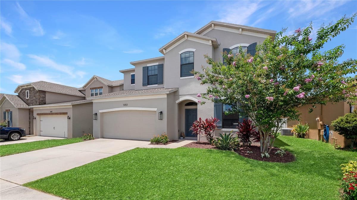 1051 WAX MYRTLE AVENUE — photo 2 of 58