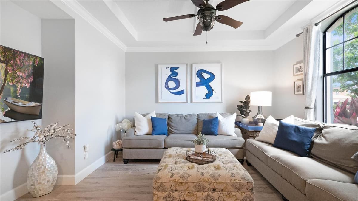 1051 WAX MYRTLE AVENUE — photo 4 of 58