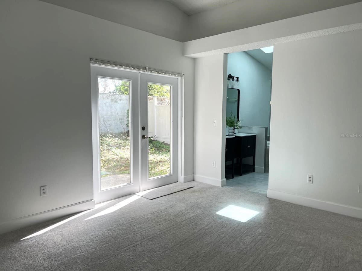 1716 CHATHAM CIRCLE — photo 44 of 47