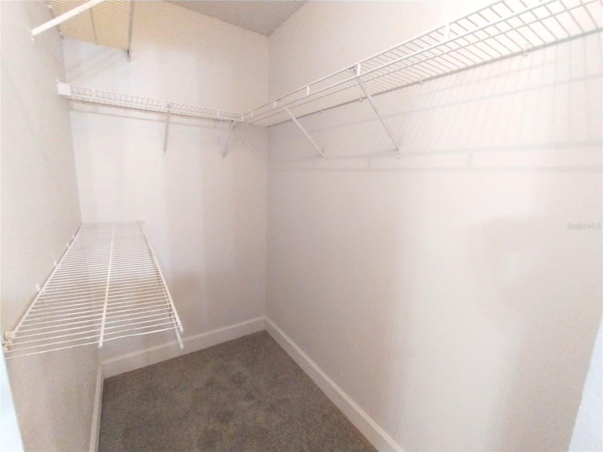 1716 CHATHAM CIRCLE — photo 13 of 47