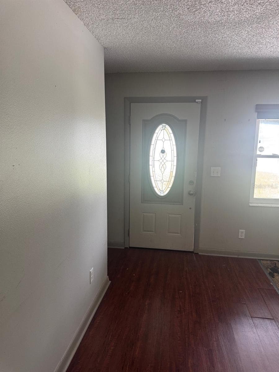 415 BOGER BOULEVARD — photo 13 of 34
