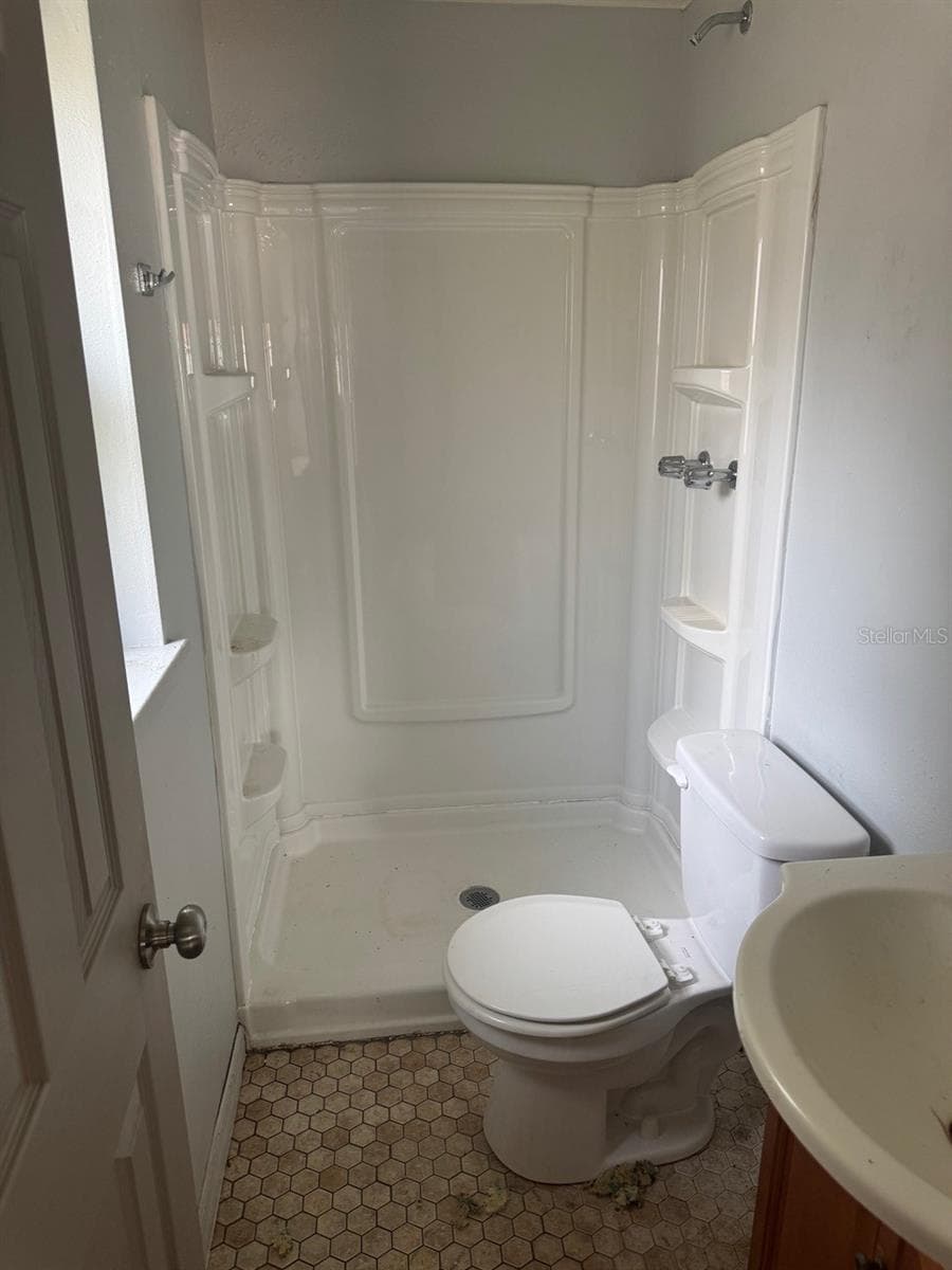 415 BOGER BOULEVARD — photo 20 of 34