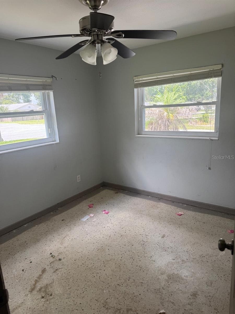 415 BOGER BOULEVARD — photo 24 of 34