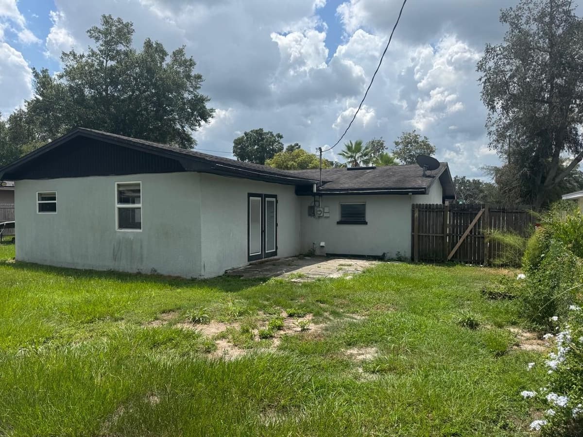 415 BOGER BOULEVARD — photo 4 of 34