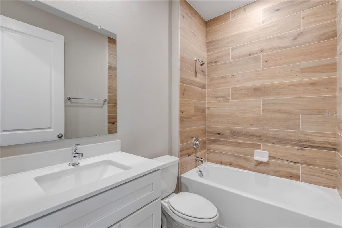 188 PERSIMMON DRIVE — photo 24 of 37