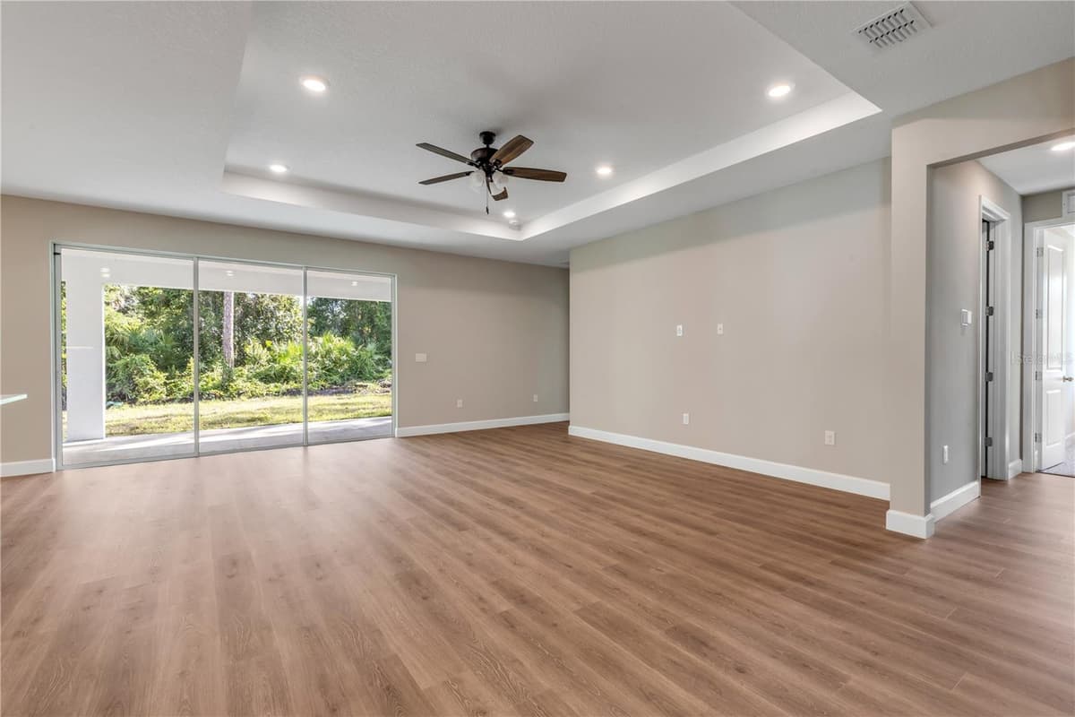 188 PERSIMMON DRIVE — photo 14 of 37