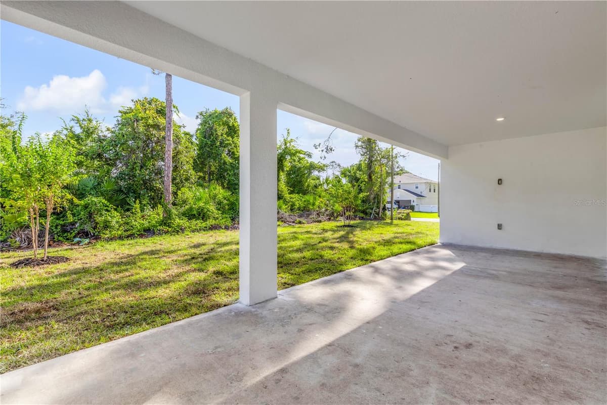 188 PERSIMMON DRIVE — photo 32 of 37