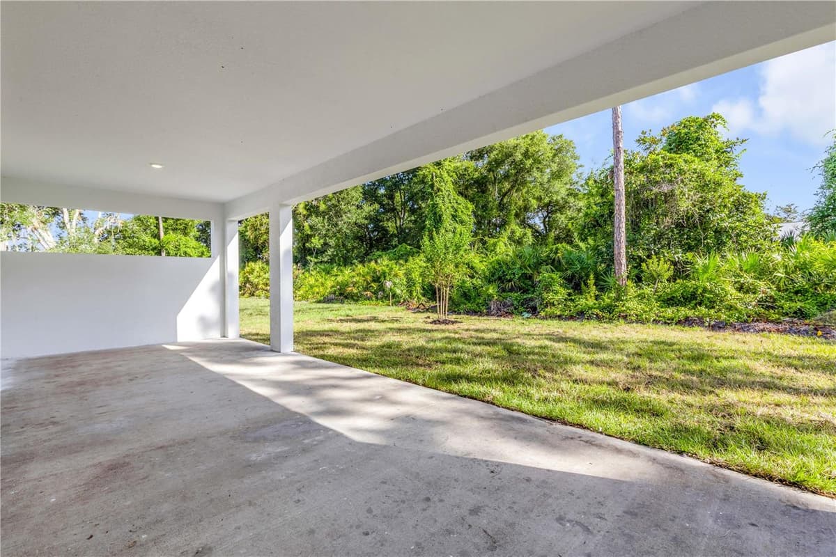 188 PERSIMMON DRIVE — photo 31 of 37