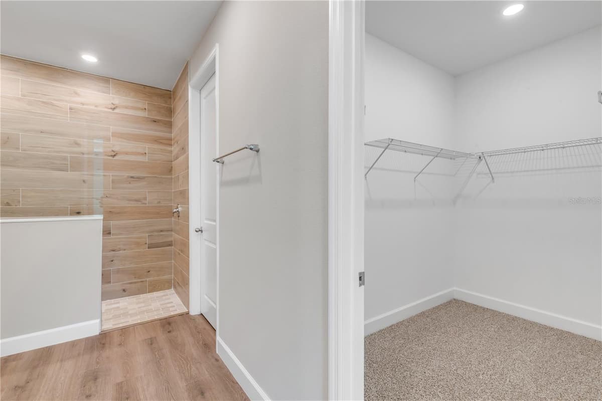 188 PERSIMMON DRIVE — photo 20 of 37