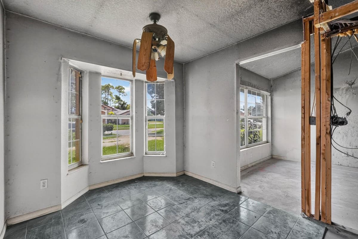 1624 PICCADILLY DRIVE — photo 16 of 43