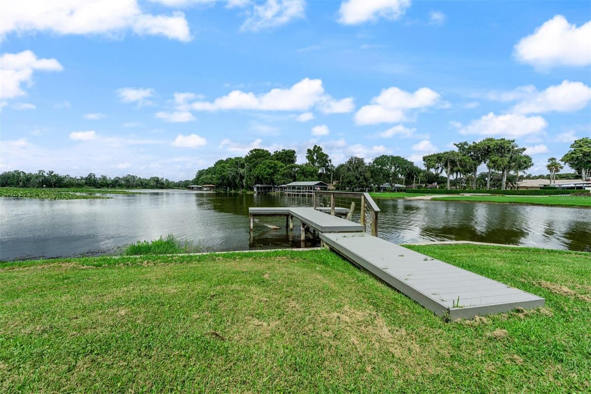 1002 LOVES POINT DRIVE — photo 11 of 71