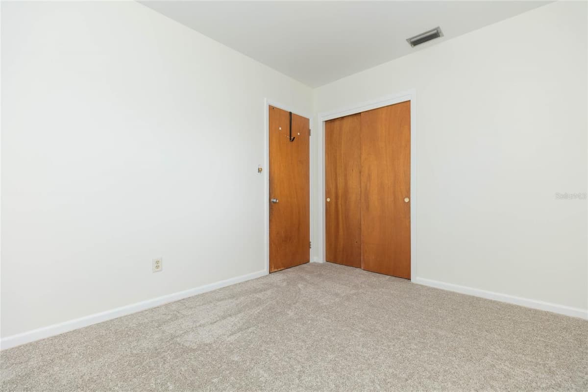 4524 PICADILLY STREET — photo 15 of 24