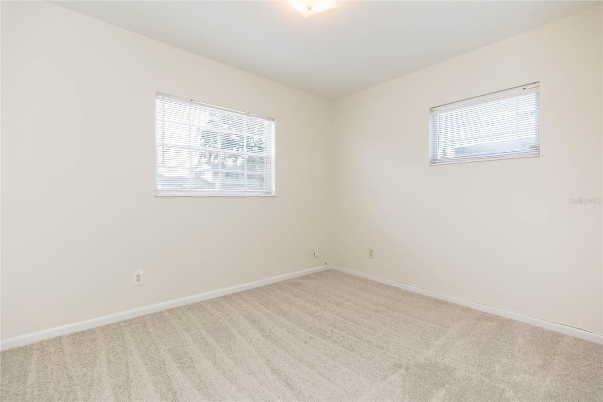 4524 PICADILLY STREET — photo 14 of 24
