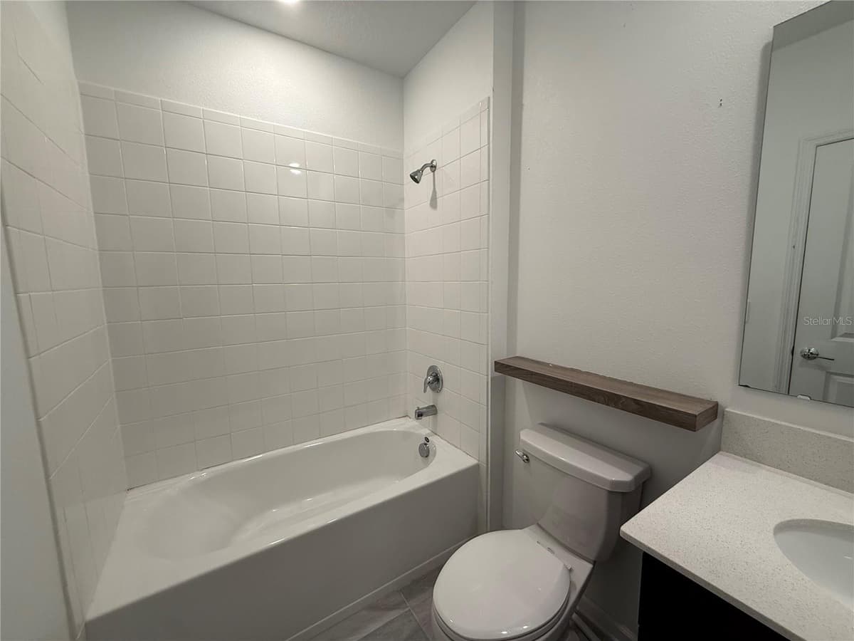 558 JETT LANE — photo 11 of 14