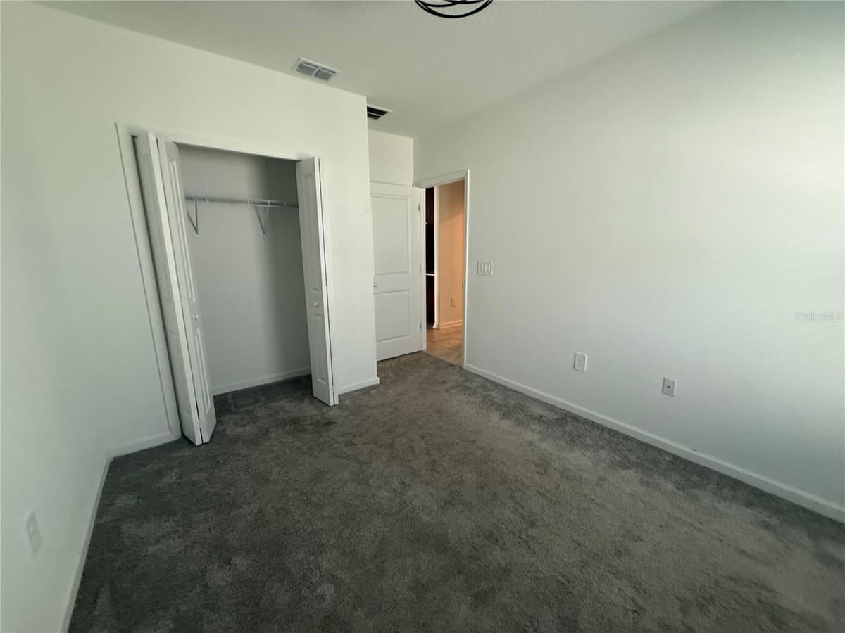 558 JETT LANE — photo 12 of 14