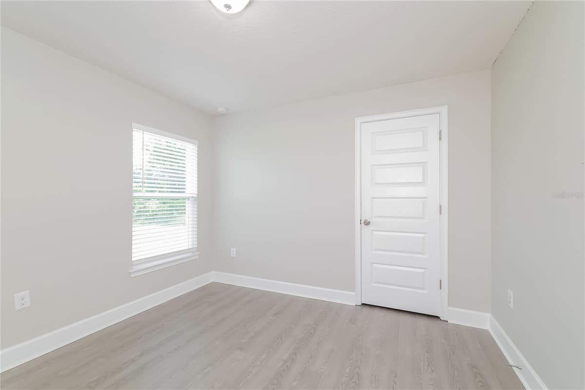 345 CIMARRON COURT — photo 12 of 15