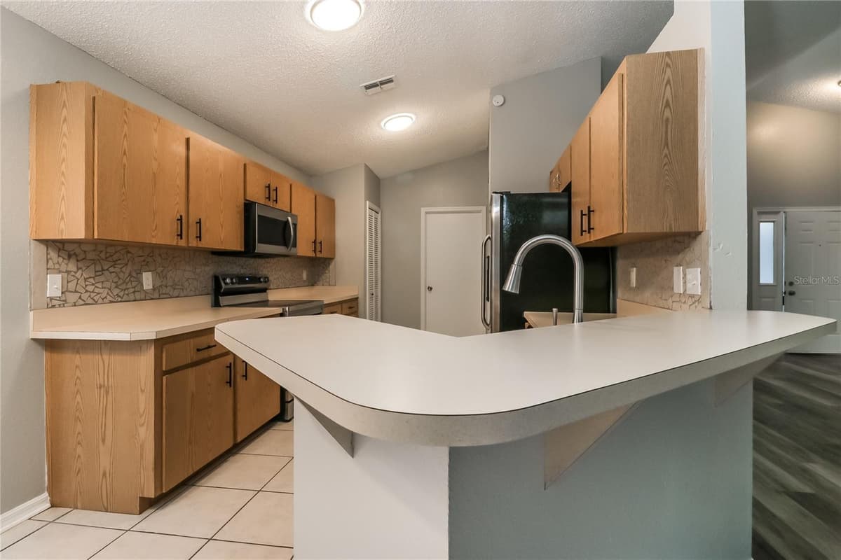 4630 COPPER LANE — photo 6 of 15