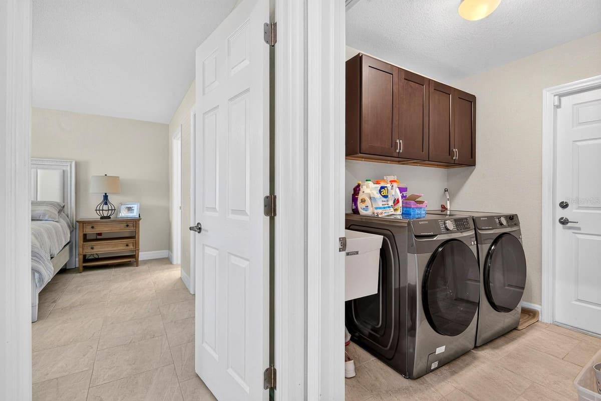 2775 WYOLA AVENUE — photo 31 of 57
