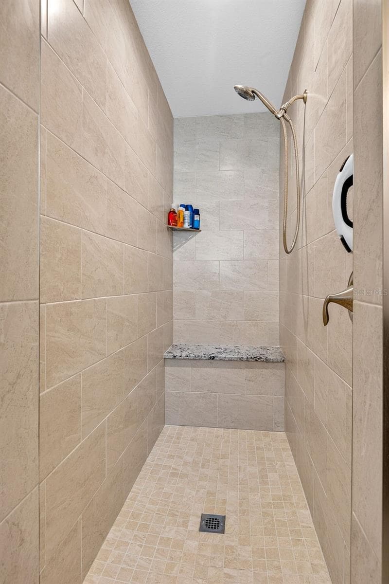 2775 WYOLA AVENUE — photo 38 of 57